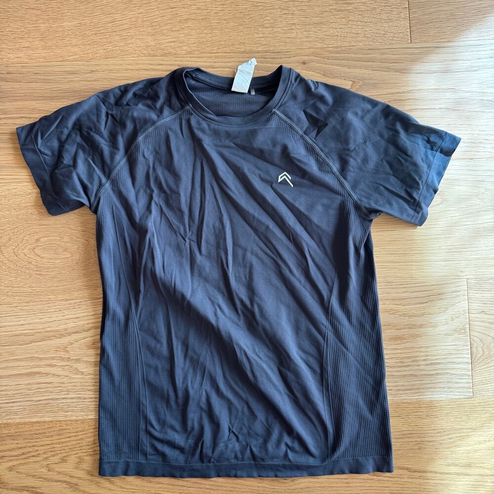 Oner Active Go To Seamless Loose Shirt in Gray Small
